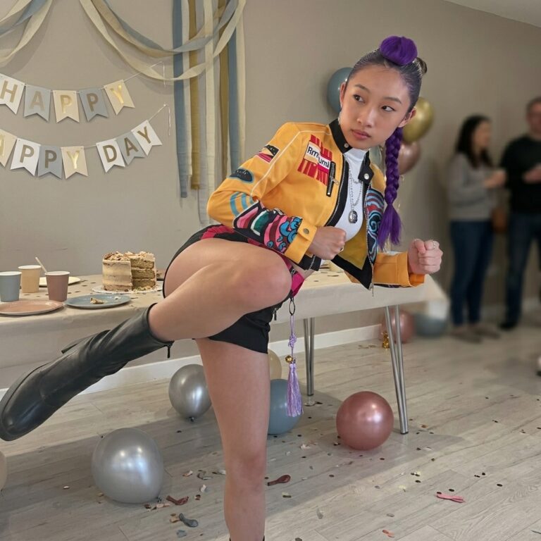 Rumi entertainer at a party in London NW9